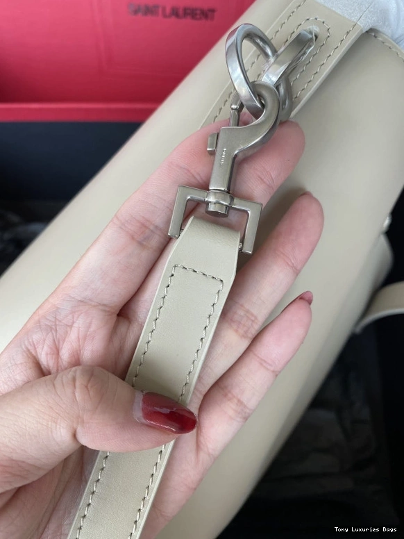 Tony Luxuries  BAG-17*20*13CM 37 YSL LE SMALL 0803